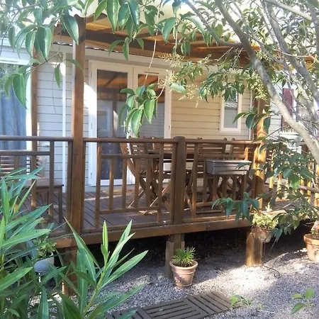 营地 Le Montourey Camping *