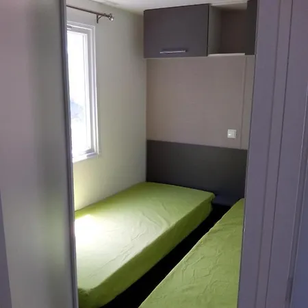 Le Montourey Camping 营地 Fréjus